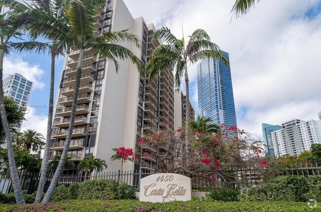 Building Photo - 1450 Brickell Bay Dr Unit 611 Rental