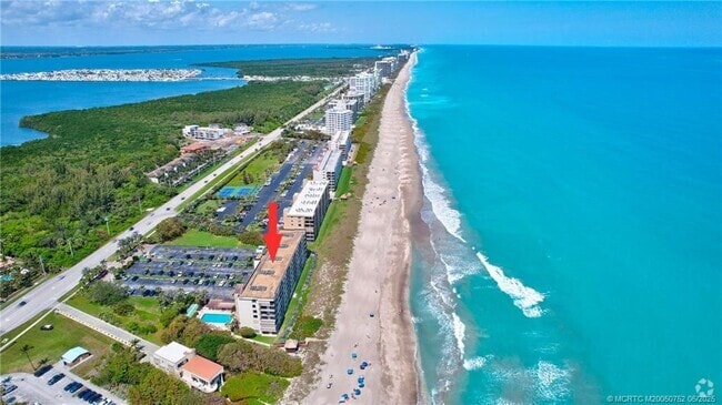 Building Photo - 10310 S Ocean Dr Unit PH Rental