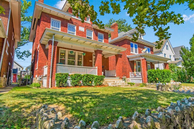 Charming 5-Bedroom Home with Exposed Brick... - Charming 5-Bedroom Home with Exposed Brick...