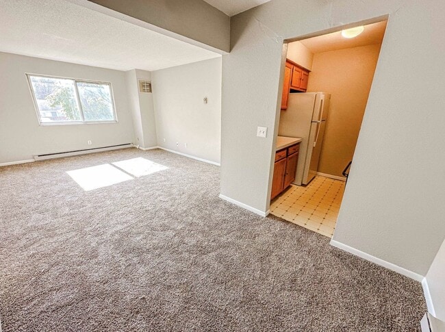 Photo - 6730 Hill Ave