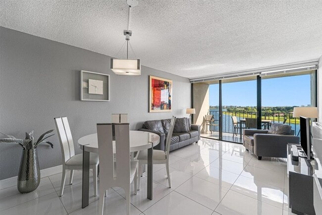 Photo - 1830 Embassy Dr Unit 613