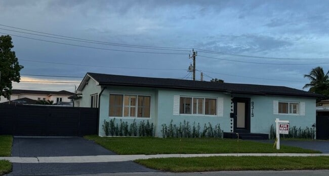 Photo - 9315 SW 44th St