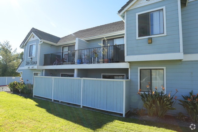 Photo - Cedar Woods Apartments