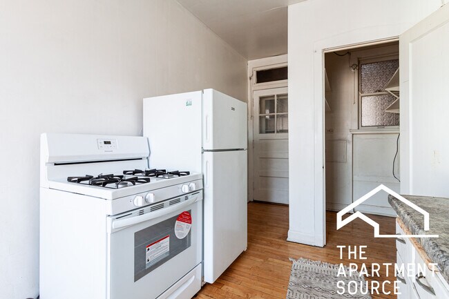 Photo - 5023 N Winchester Ave Unit 2