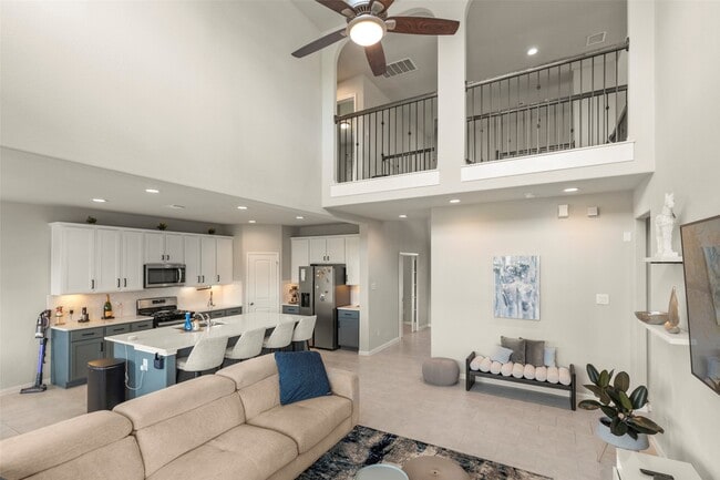 Photo - 29471 Westhope Dr