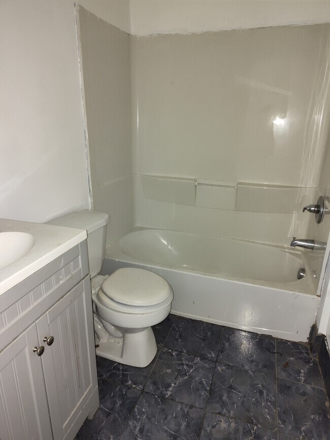 Bathroom - 12 W Main St Unit Apartment #2