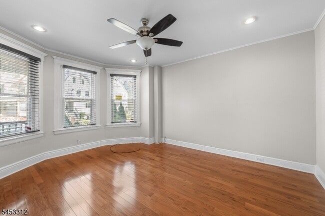 Photo - 185 N 18th St