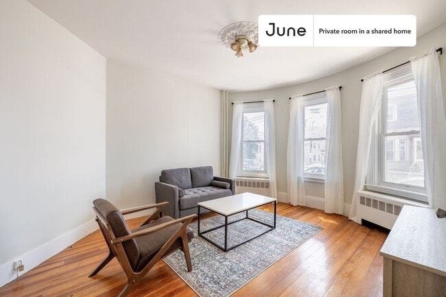 Photo - Room in Shared 4 bed/1 bath home Unit D