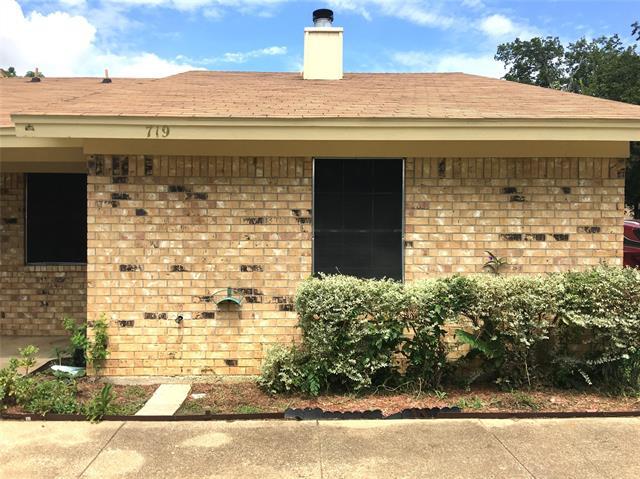 Building Photo - 719 Windcrest Dr
