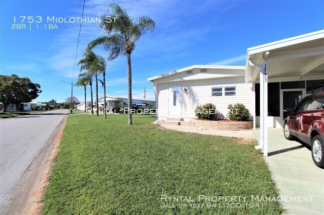 Photo - 1753 Midlothian St