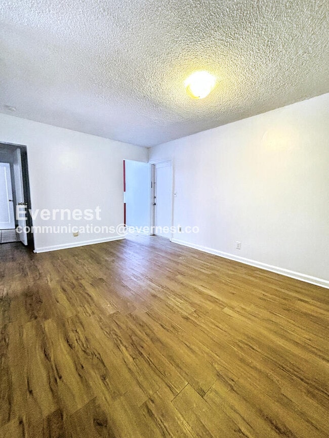 Photo - 135 Mathews St Unit 4