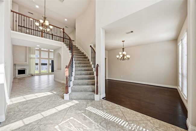Building Photo - 27707 Lodgemist Ct