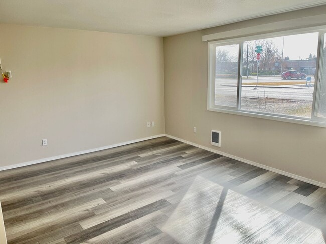 Photo - 225 E Westview Ave Unit 2