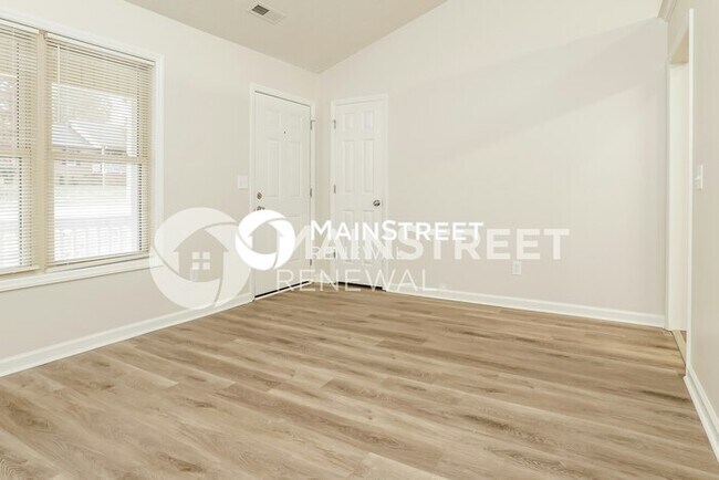 Photo - 3 Bedroom Pet-Friendly Home in Winston-Salem, NC with Main Street Renewal