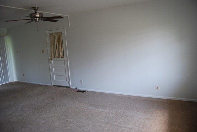 Photo - 7712 Colony-