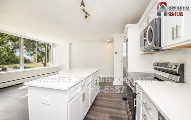 Photo - 1409 N Prospect Ave Unit 202