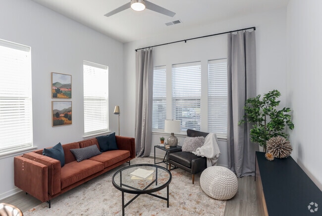 1HAB, 1BA - 794 ft² - Pullman Pointe