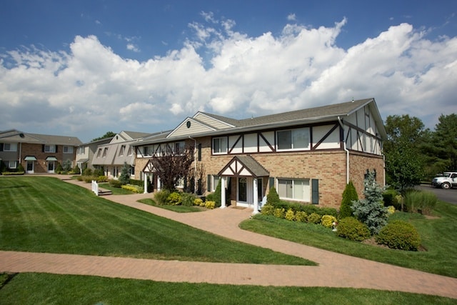 Fairfield Greens At Holbrook