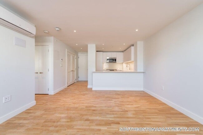 Photo - 1410 Columbia Rd Unit 4K