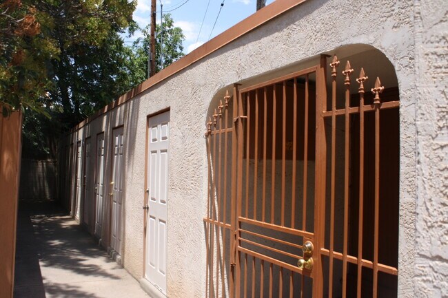 Large Quiet Two Bedroom