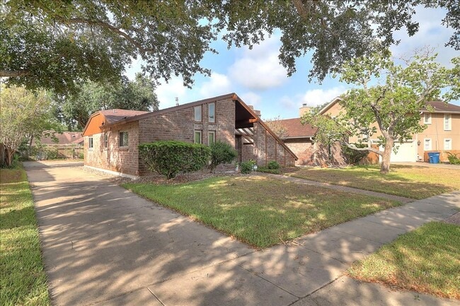 Photo - 5530 Tahoe Cir