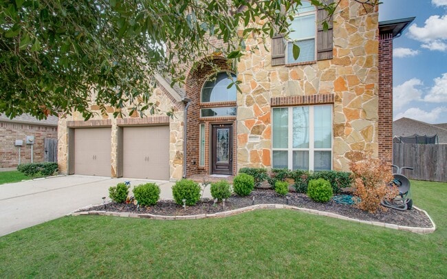 Photo - 1202 Watercrest Park Ln