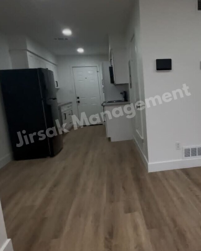 Photo - 125 13th St SE Unit 207