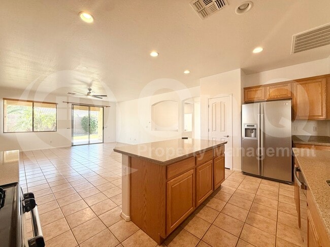 Photo - 2135 E Grand Canyon Dr