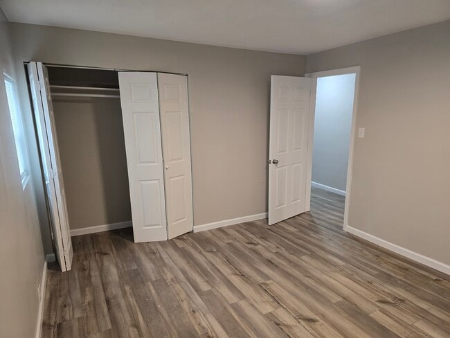 Photo - 207 Hidell Rd