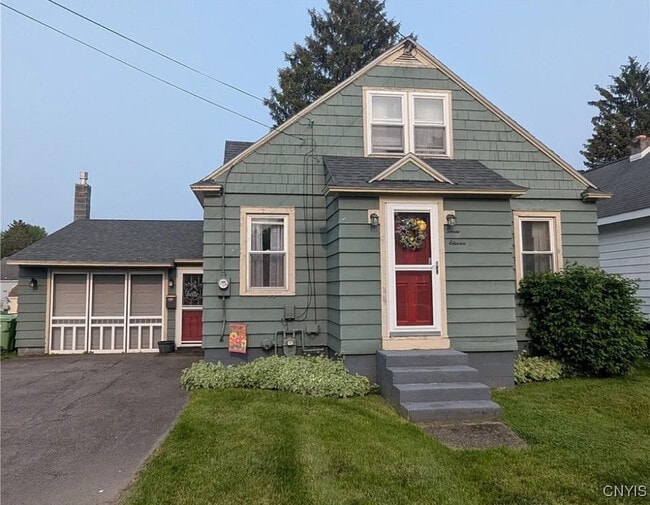 Building Photo - 311 Raphael Ave Rental