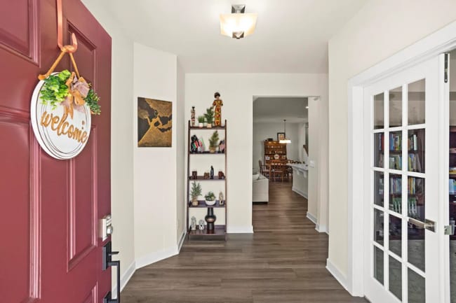 Photo - 8209 Warbler Wy