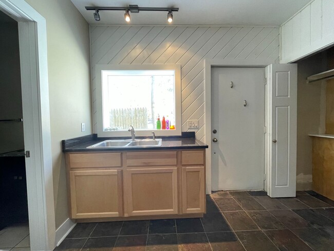 Photo - 933 E Front St Unit ZO-933 E. Front St.