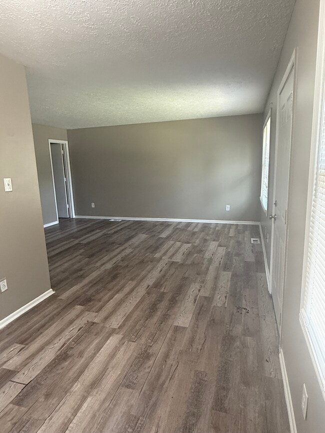 Living Room/Dining Area - 2317 Yewells Lndg N Unit Yewells Landing North 2317
