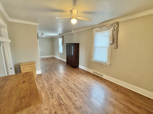 Photo - 798 Valley Rd