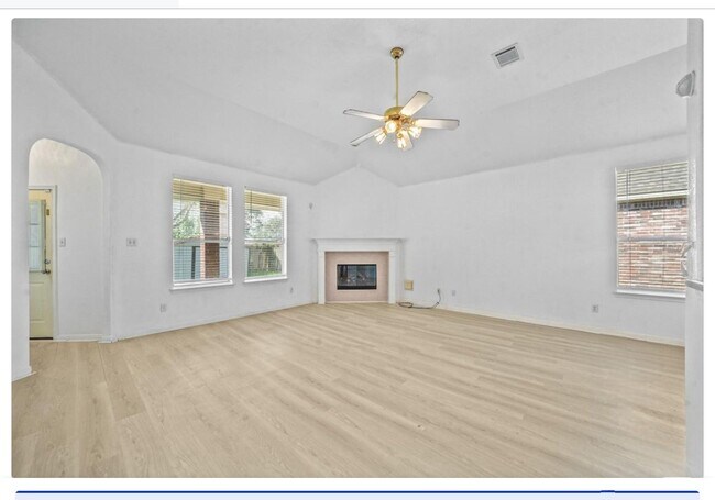 Photo - 4815 Plum Forest Rd