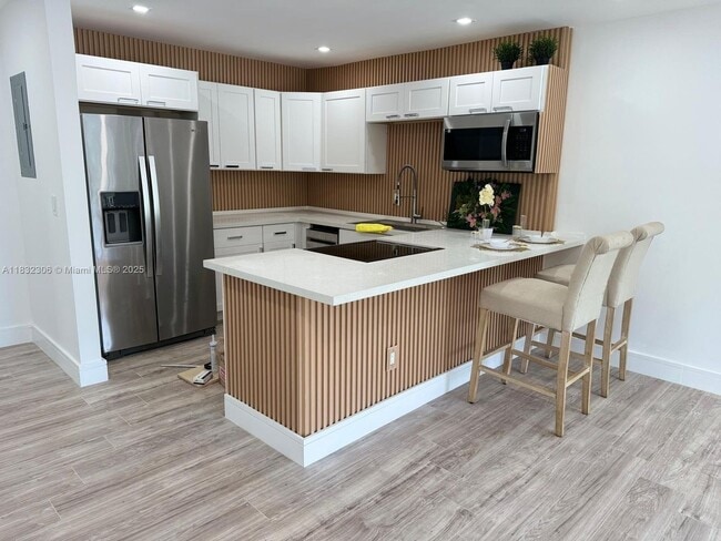 Building Photo - 15201 NE 6th Ave Unit C210-C210 Rental