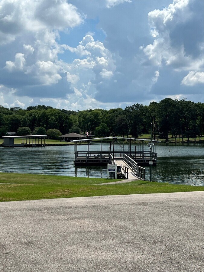 Photo - 7041 Kingston Cove Ln