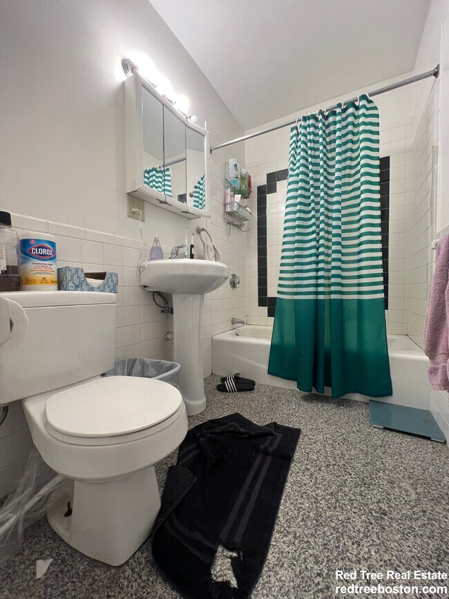 Photo - 37 Egremont Rd Unit 6