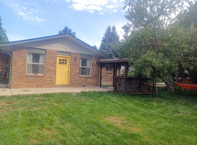 Photo - 1525 Meeker Dr