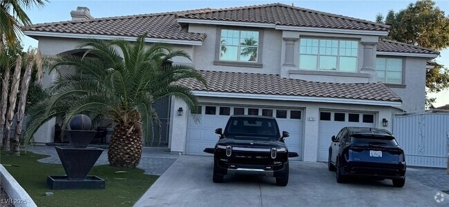 Building Photo - 8735 W Knollmist Dr Rental