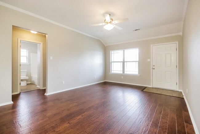 Photo - 5725 Trammel Estates Dr