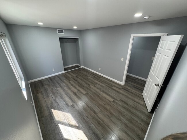 347 W 67th St Unit 1