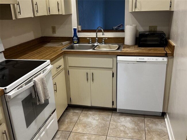 Photo - 3401 NW 52nd Terrace