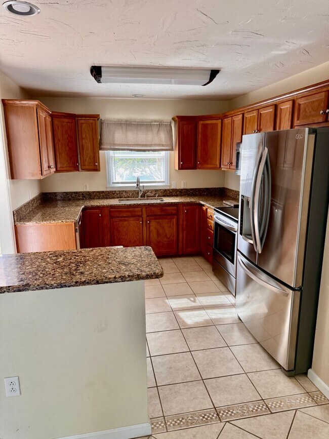 500 Cambridge Ct