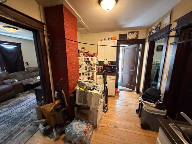 Photo - 1712 Summit St Unit 2