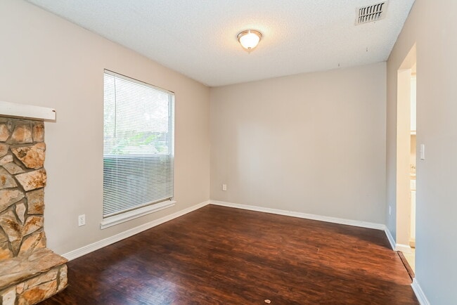 Photo - 11702 Tanager Dr