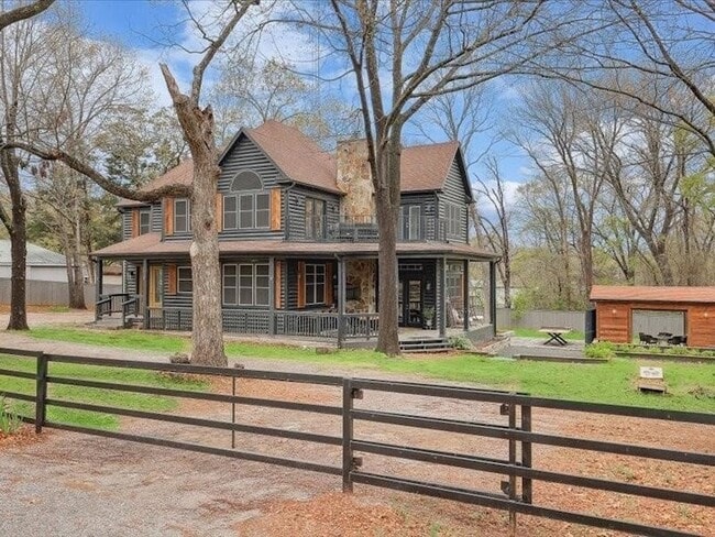 223 Oklahoma Ave