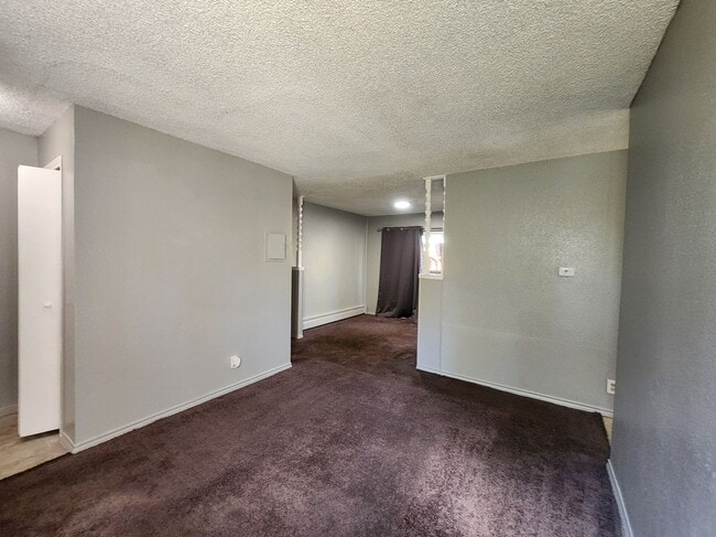 Photo - 1363 Mobile St