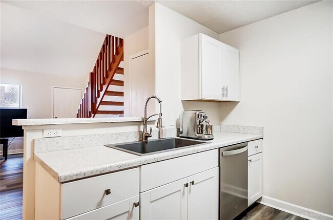 Photo - 4014 Ryland Dr