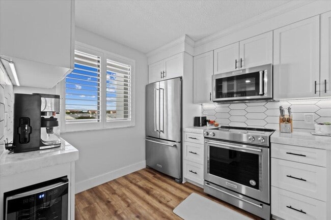 Photo - 201 S Seas Dr Unit 404